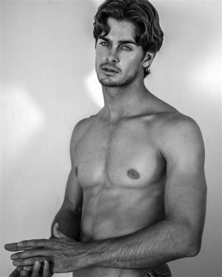  Influencer Karl Kugelmann Age, Height, Wife, Parents, Brother, WikiBy Syaid Ahmad Fahri January 24, 2024 